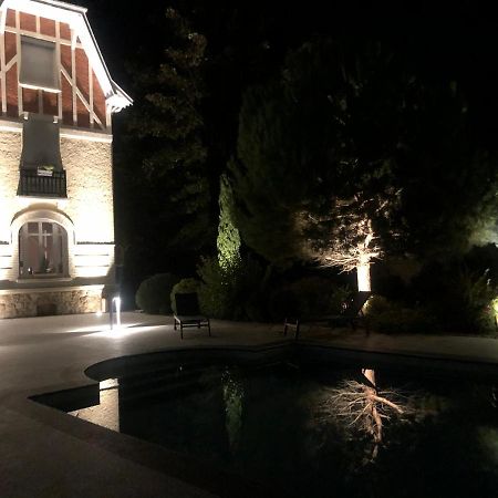 Le Pavillon De Nathalie Hotell Isles-sur-Suippe Exteriör bild